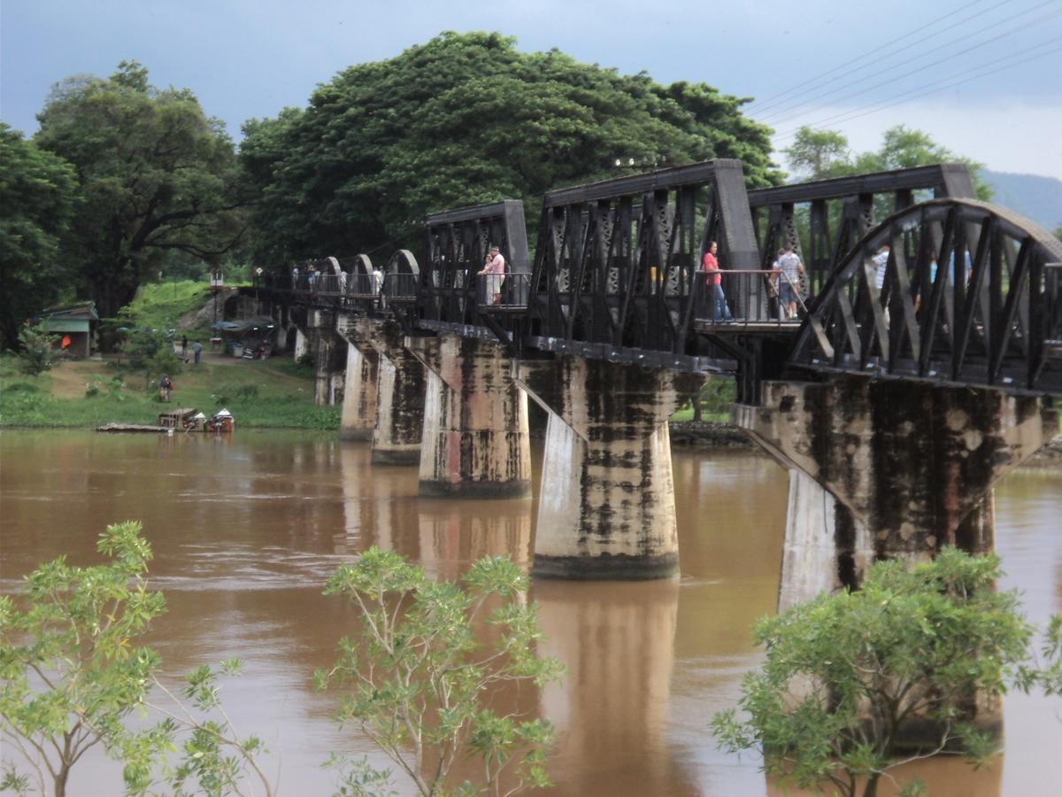 Hostel Bankaikow Kanchanaburi Zewnętrze zdjęcie