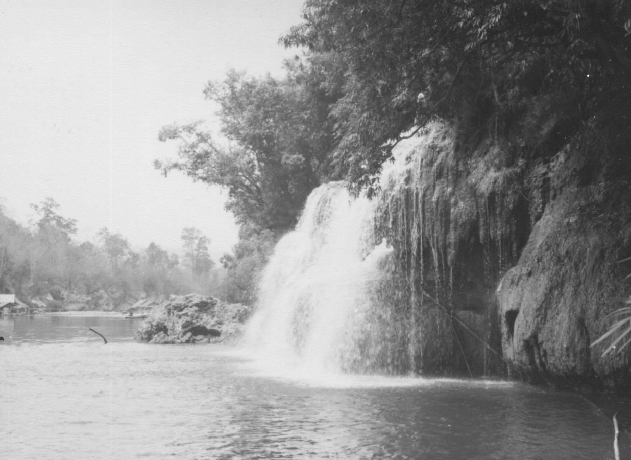 Hostel Bankaikow Kanchanaburi Zewnętrze zdjęcie
