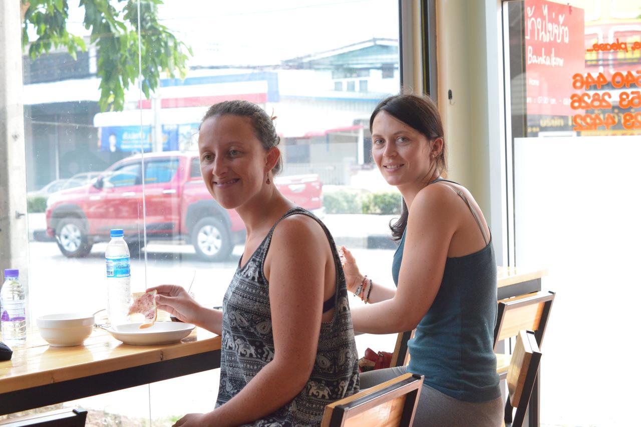 Hostel Bankaikow Kanchanaburi Zewnętrze zdjęcie